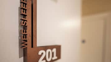 Kamar Double atau Twin Deluks | Detail interior