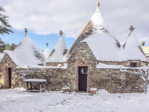 Front of property - Borgo di trulli - Esperienza autentica in Puglia (Ceglie Messapica)
