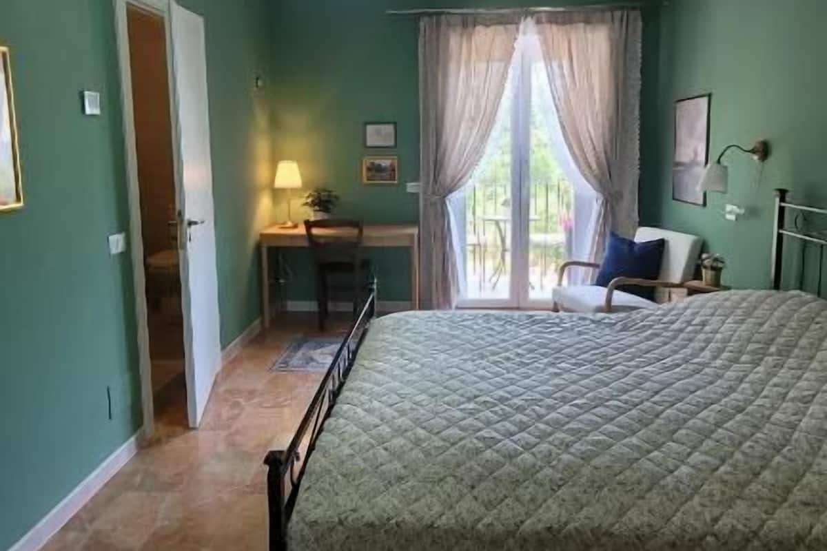 Superior Double Room, Balcony, Mountain View