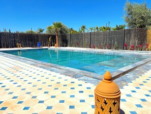 Outdoor pool - Palais Mahdi (Marrakech)