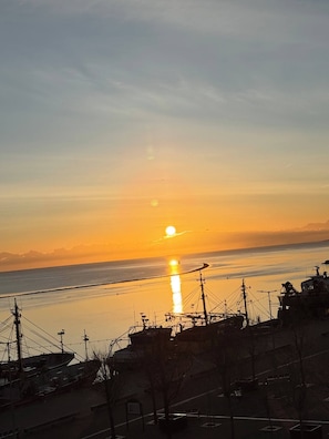 Room, 1 Bedroom, Balcony, City View | Miscellaneous - Room-en-suite Double Bedroom (Wexford)