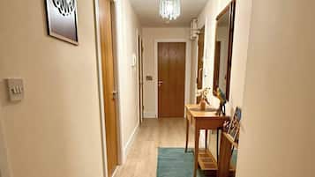 Chambre, 1 chambre, balcon, vue ville | Intérieur