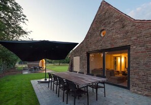 Outdoor dining - Gezellige woning met ruime tuin en sauna | 4 pers. (Wingene)