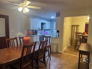 Dining - Great Masters Rental! Charming 3-bedroom house in Augusta (Augusta)