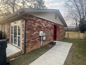 Exterior - Great Masters Rental! Charming 3-bedroom house in Augusta (Augusta)