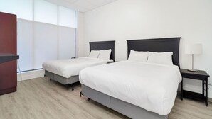 1 slaapkamer, een strijkplank/strijkijzer, reisbedje, wifi