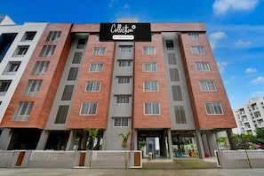 Exterior - Classic With Balcony Indu Ville (Pune)