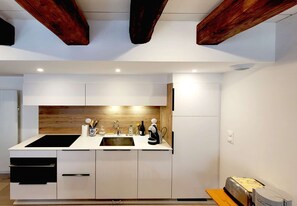 Fridge, oven, dishwasher, toaster - Le clos du prieuré - Les Gîtes de la Côte d'Amour (BATZ SUR MER)
