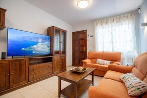 TV - Sun Set Adeje - Adults Only (Adeje)
