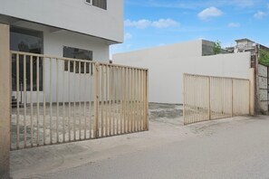 House | Reception - Super Collection O Banaras Railway Junction Formerly Varanasi Suites (Varanasi)