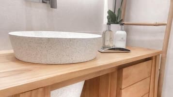 Suite – superior, sjøutsikt | Bad