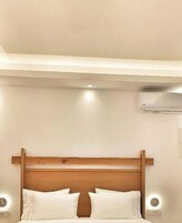 Deluxe Suite, Sea View