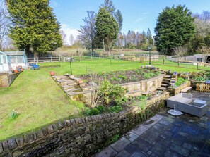 Cottage | Property grounds - Barley Cote Farm (Keighley)