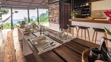 Desayuno continental incluido todos los días