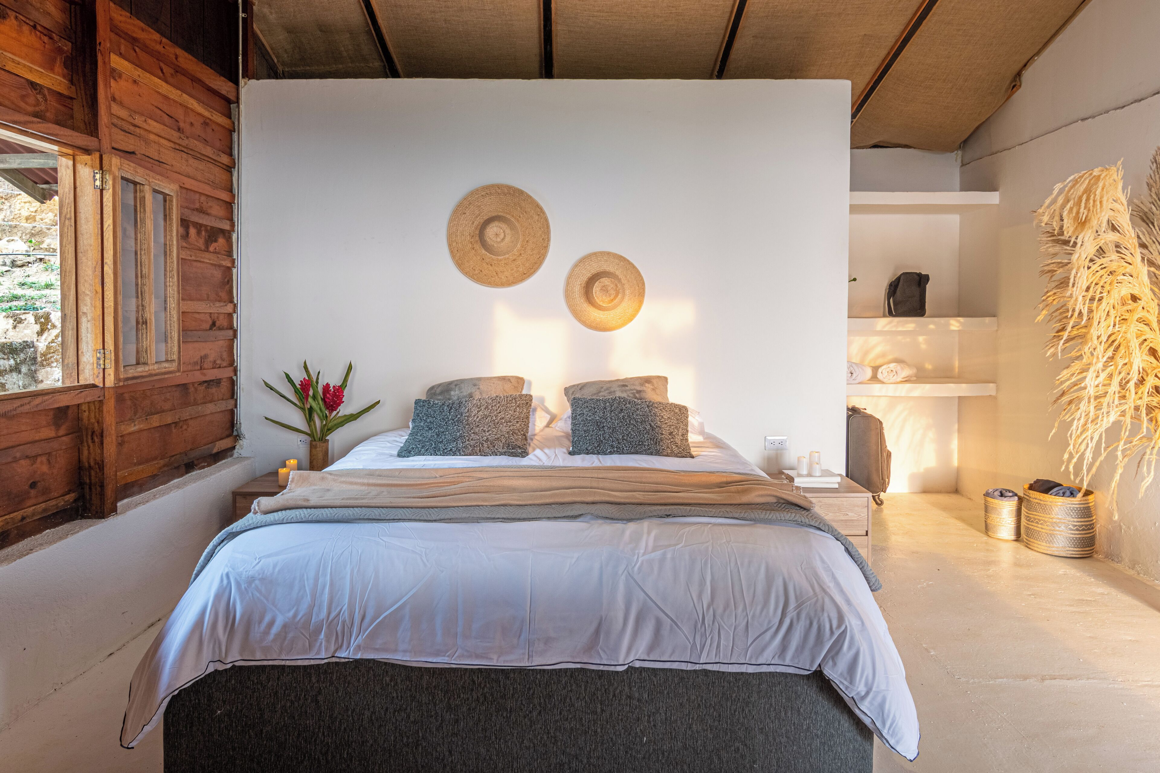 Quarto superior, vista para a montanha