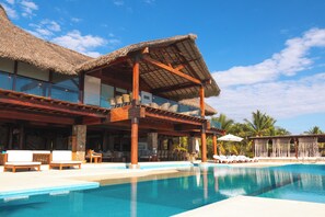 Pool - Casa Kundavi Hotel (Puerto Escondido)