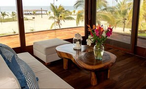 Classic Quadruple Room | Free WiFi - Casa Kundavi Hotel (Villa de Tututepec de Melchor Ocampo)