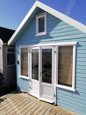 House | 1 bedroom - Stargaze From a Beach hut on the Mudeford Sandbank (Bournemouth)