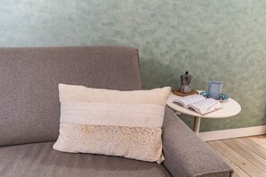Interior - Domus Rialto Emerald- Bright 2 Bedrooms in Central (Venice)