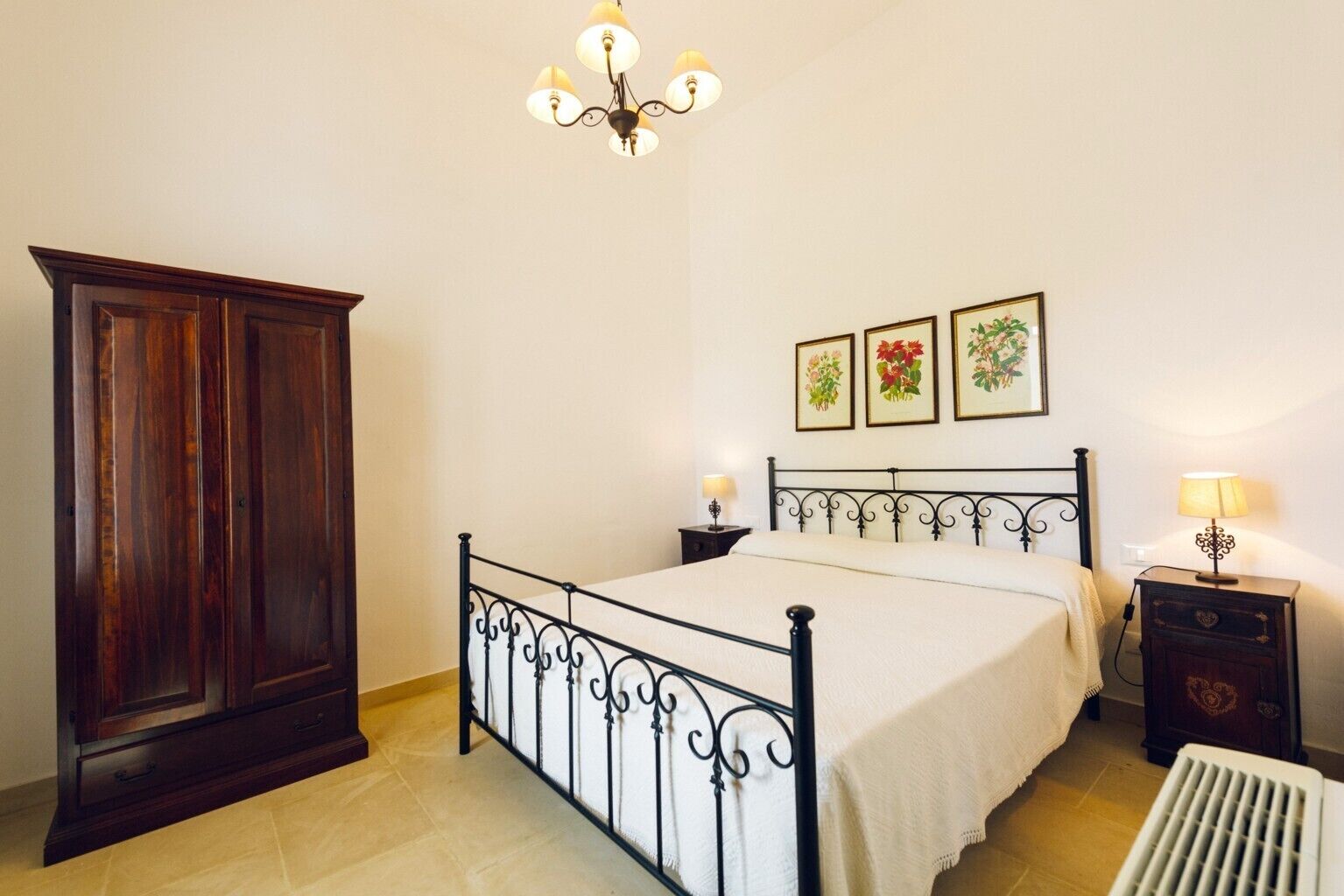 Appartement Confort | Fer et planche à repasser, Wi-Fi gratuit, draps fournis