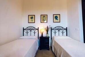 Apartamento Confort | Tabla de planchar con plancha, wifi gratis, ropa de cama