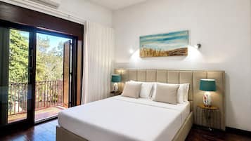 Deluxe Double Room, Balcony, Pool View | Hypo-allergenic bedding, minibar, individually decorated