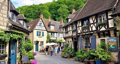 “Le Secret des Cordelières” Cottage – Charming Character Residence in Normandy
