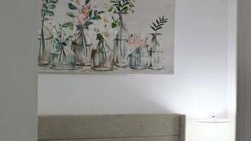 Tabla de planchar con plancha y wifi