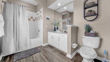 House | Bathroom