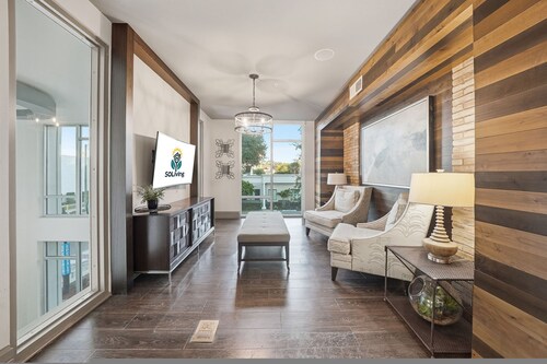 Chic 2BR w Pool Pet-friendly Unit 14