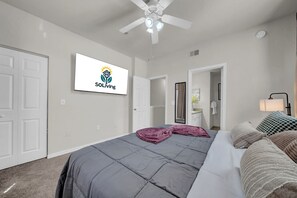 Apartment - Modern 2BR 2BA Pool Gym Near Airport 8 (Tampa)