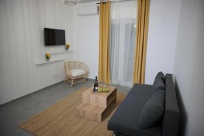 Living area - Farina Rooms & Apartments - Hospitality with a View and Comfort in the City (San Nicola La Strada)