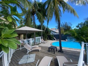 Outdoor pool, pool loungers