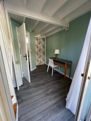 Standard Double Room | Interior