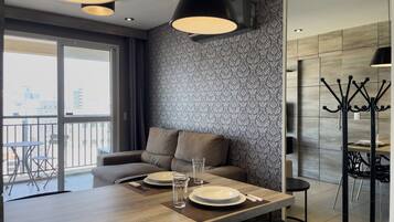 Studio | Dining