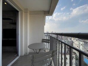 Studio | Khu ẩm thực ngoài trời