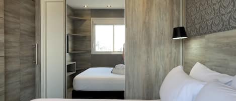 Estudio | Cortinas blackout, tabla de planchar con plancha y wifi gratis