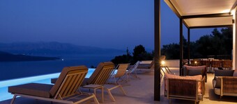 The View - 4 bed 4 bath luxury villa in Lefkada with a sensational view