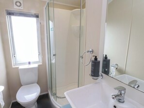 Shower - 56 The Stables (Pwllheli)