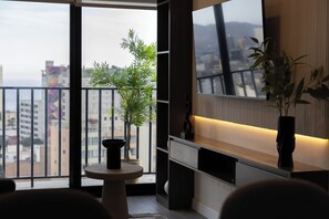 Interior - Luxurious brand-new apartment just a few blocks from Larcomar (Miraflores)