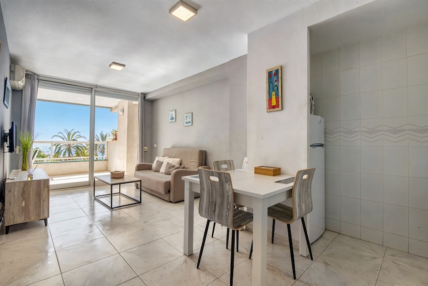 Apartment 'Rosa De Los Vientos' With Sea View, Wi-fi, And Air Conditioning - Calp