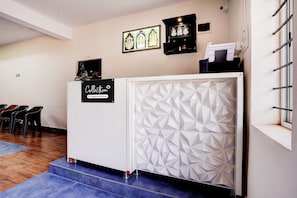 House | Reception