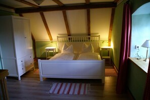 Room - Cat house apartment 3 (Dresden)