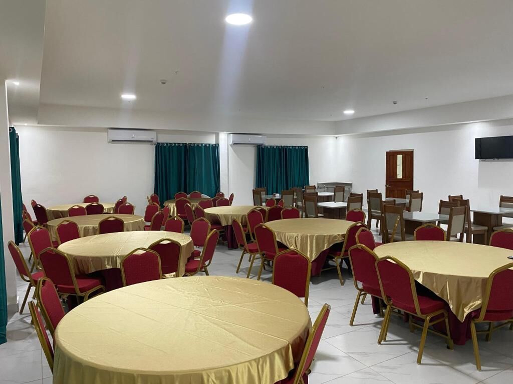 Banquet hall