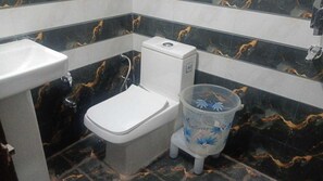 House | Bathroom - Ollection O Focal Point Phase 3 (Ludhiana)