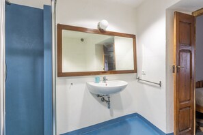 Hair dryer, towels - Asino Nero II - Seneghe (Seneghe)