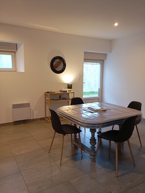 Dining - Vrbo Property (Saint-Michel-de-Plélan)