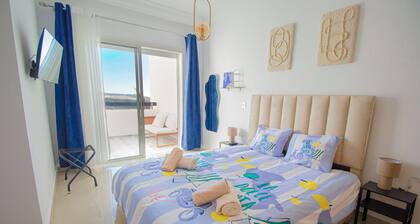 La Perle Dorée • Sea View Apartment in Resort • Pools Access