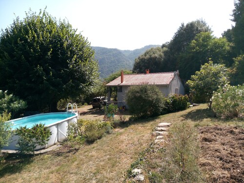 villa indépendante situé dans le parque naturel des Cévennes
Rivières  proches