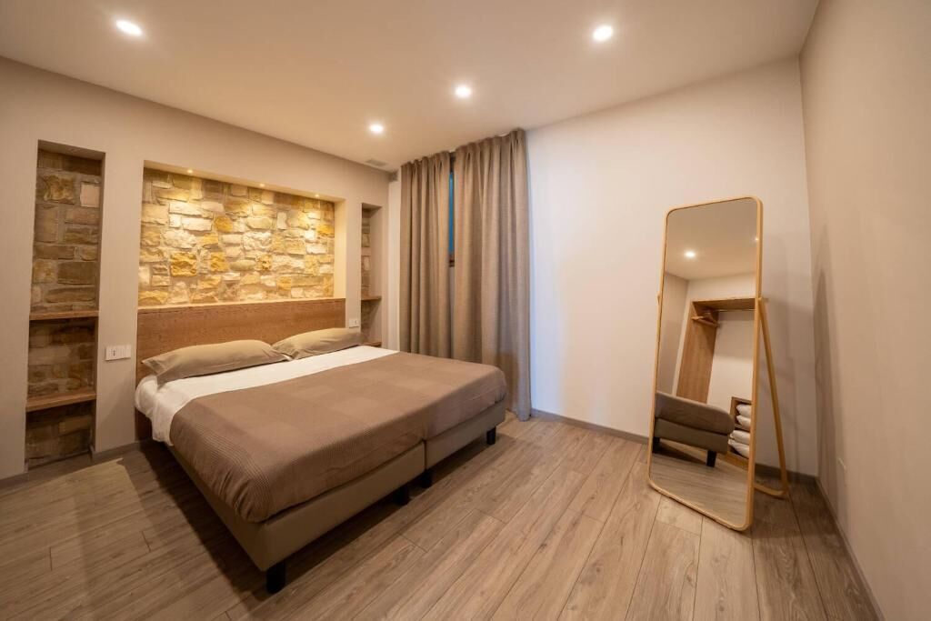 Lägenhet - uteplats - utsikt mot trädgården